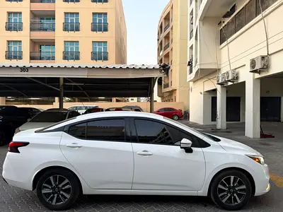 2022 Nissan SUNNY photo 9
