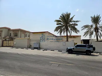 A large, distinctive villa for rent in Riffa, directly opposite the park.