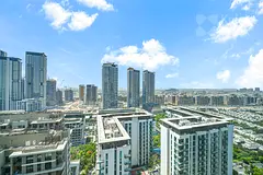 Spacious Layout | Middle Floor | Community View