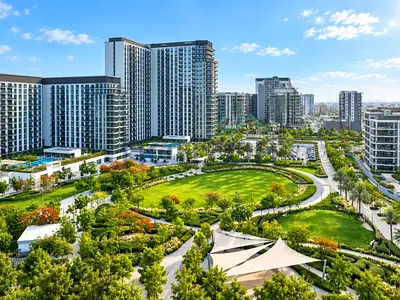 Corner 2BR |High Floor |Park &Poll View | OP Price
