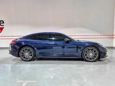 2018 Porsche PANAMERA 照片 4