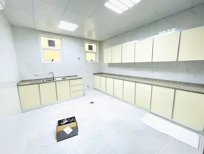 Brand new 3 bedroom , Hall 4 bathroom in Al shamkha