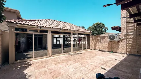 Upgraded l Outdoor Kitchen & Store l Renovated
