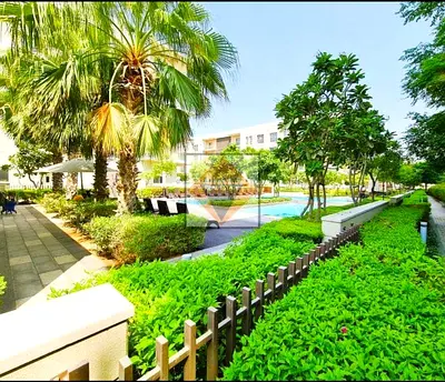 A Spacious Studio for Modern Living / Huge size / Parking and gym free