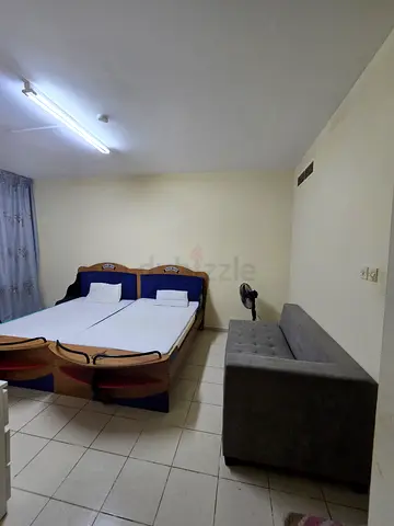 AED2000/- furnished Master room For family Alghwair Rolla Sharjah