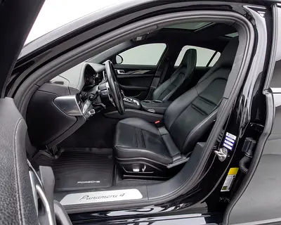 صورة 7 لـ 2019 Porsche PANAMERA