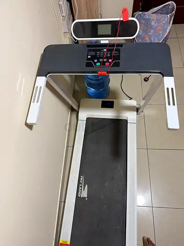 🏃♂️🔥 TREADMILL FOR SALE – SHARJAH 🔥