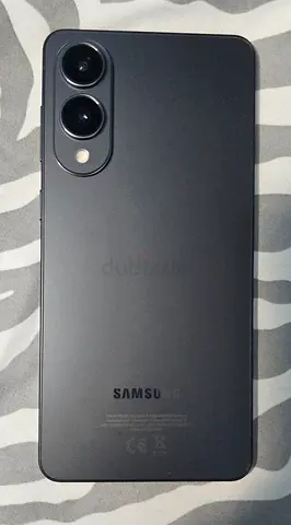 Samsung S25 Edge in flawless condition for immediate Sale