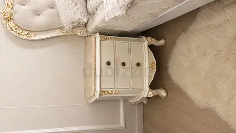Vintage-style cream bedside table with 3 drawers