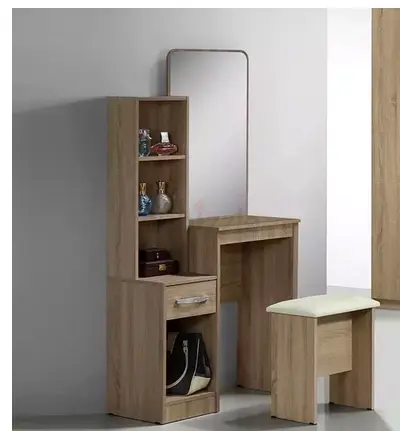 Vanity/ Dresser
