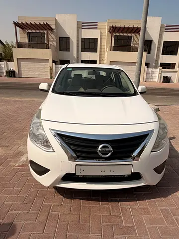 2022 Nissan SUNNY photo 2