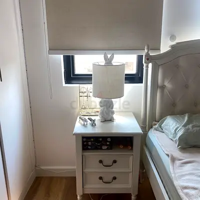 2 bunnies lamp table