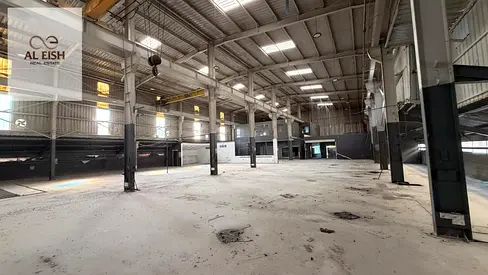 PREMIUM ROAD-FACING WAREHOUSE FOR RENT | AL QUOZ | 15,000 SQ FT | 240 KW
