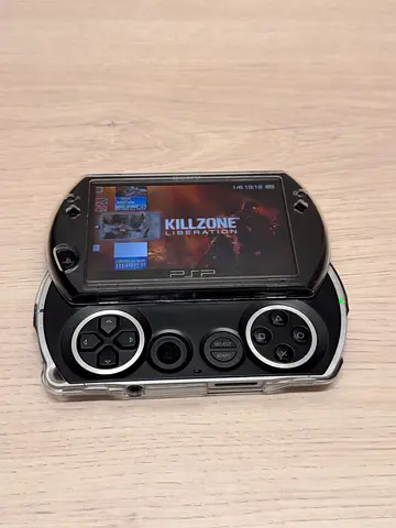 Sony psp go black 128gb (speaker not working)working with earphone
