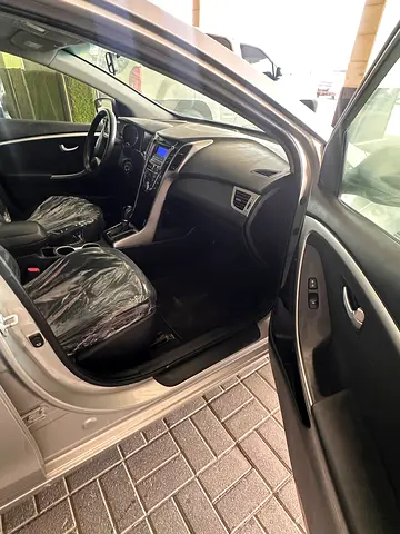 2014 Hyundai ELANTRA 照片 7