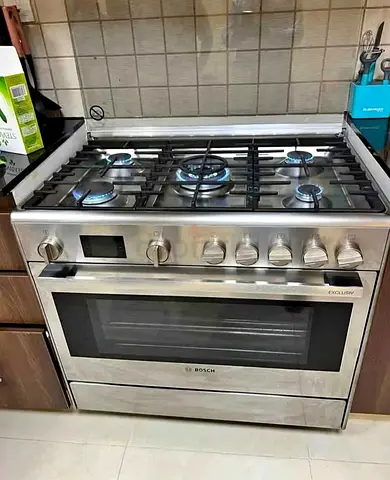 Bosch Series6 top gas / electric oven 90cm