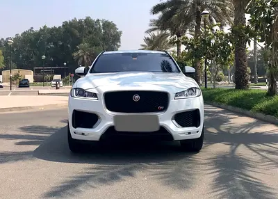 2017 Jaguar F-PACE — фото 7