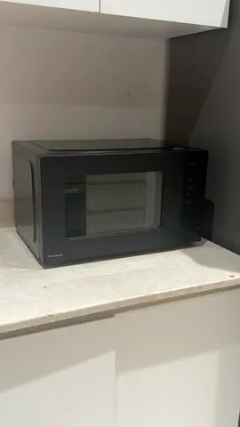 Like new Panasonic Countertop Microwave 25L- great Working Condition