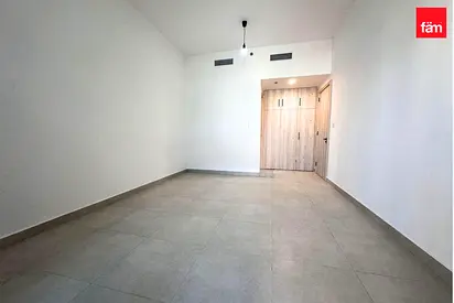 Brand New Prime Location Pool View