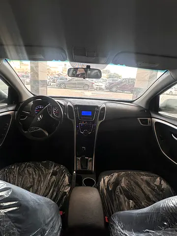 2014 Hyundai ELANTRA 照片 9