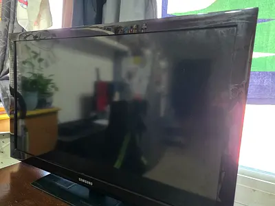 TV LED Samsung 40'' - preloved (not SMART TV)