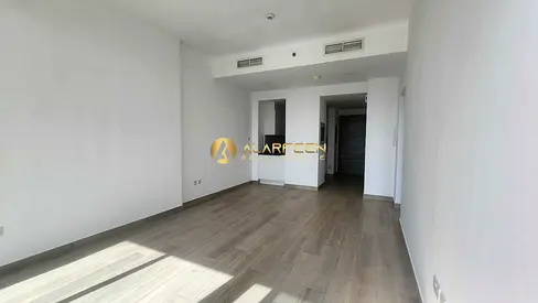 High-Floor | Equipped Kitchen | Flexible Cheques