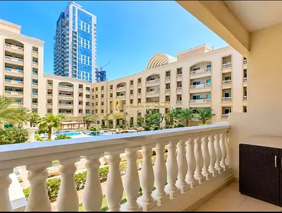 Upgraded 2BHK | Pool View | Laundry + Dishwasher