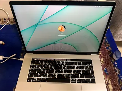MacBook Pro 15-inch - Good Condition,Touchpad Ratina display