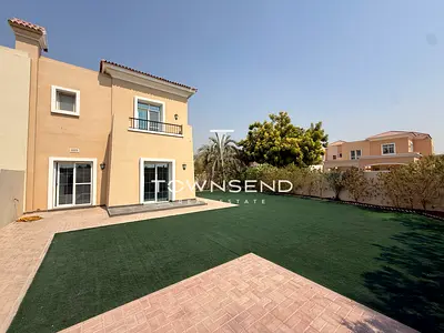 Upgraded | Vacant Now | Corner Plot