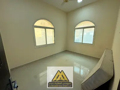 غرفة وصالة | طابق أرضي | بلكونة | تكييف سبليت | موقع مميز | 25,000 درهم سنويًا