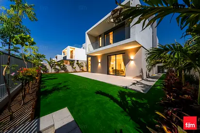 Fully Upgraded Bespoke Villa | Corner Unit | Next