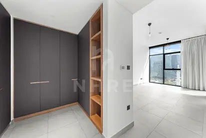 Spacious-Natural Sunlight | Unfurnished-Avail. Soon
