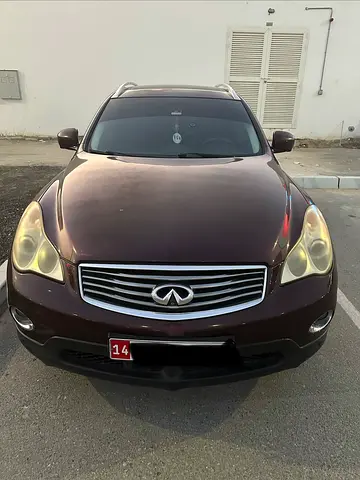 2015 Infiniti QX50 照片 2