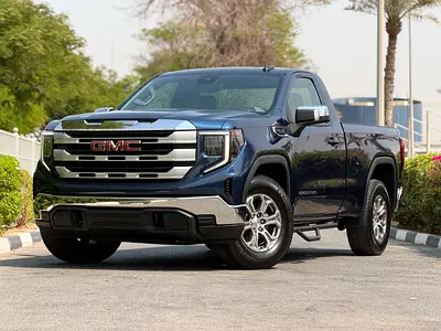 GMC Sierra SLE 2023 Under GMC Warranty ( GCC - Full Service History in GMC - Perfect Condition )
