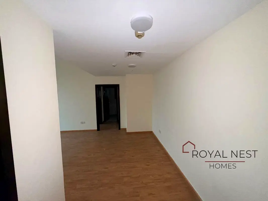 Vacant | Closed Kitchen | Hot Deal