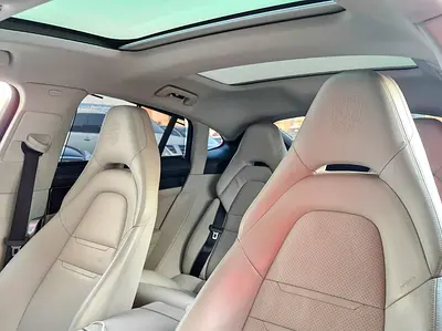 2018 Porsche PANAMERA 照片 10