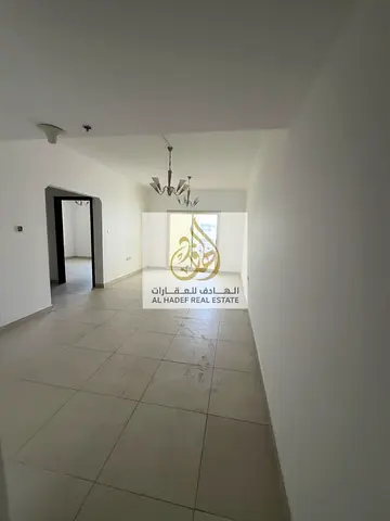 بناية جديدة,اول ساكن,مساحة واسعة,موقع مميز,سهل الوصول