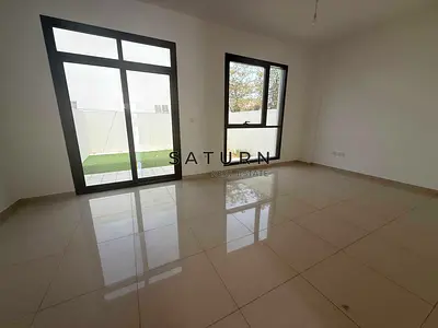 Exclusive Deal | Spacious Townhouse | Middle Unit