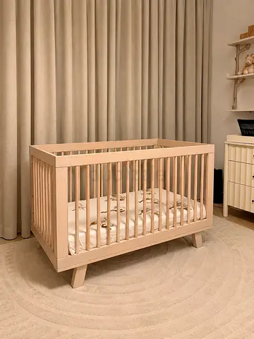 Solid Wood Baby Crib - Minimalist Scandinavian Design, Excellent Condition