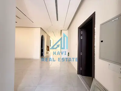 Brand new Villa 5 BHK in good location