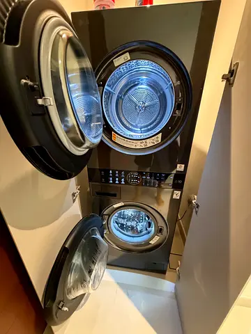 Stacker Front Loading Washer/ Dryer