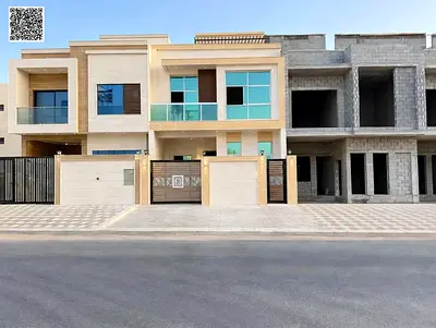 تاون هاوس بسعر لقطة مع الكهرباء والمياه والمكيفيات 5 غرف بتشطيبات عالية الجودة