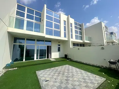 Semi Furnished | Vacant | Spacious Layout