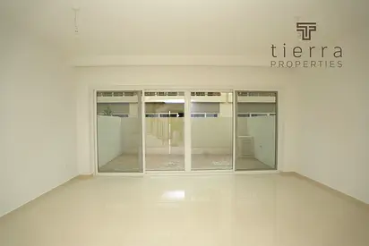 CAMELIA | SPACIOUS | NEAR PARK & POOL