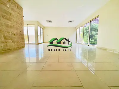 Single Row Stunning 4BR Swimming Pool Vacant Now