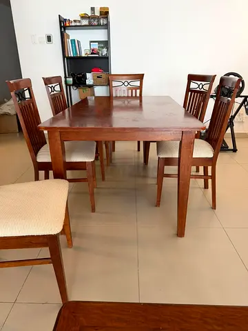 Dining table and 6 chairs. Solid wood.