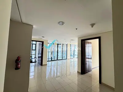 Spacious 2 Bedroom for Rent | Bright Unit | High Floor | Lake View