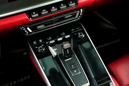 صورة مصغرة 15 لـ 2022 Porsche 911