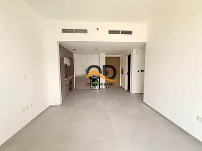 Spacious 2-Bedroom Apartment with Balcony | Pool & Gym | Boulevard Aljada