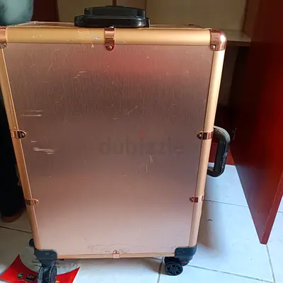 Makeup vanity